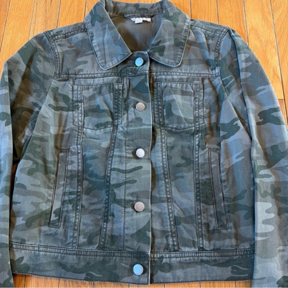 Ann Taylor Loft Camouflage Utility Button Front Jacket Size XS Army Green